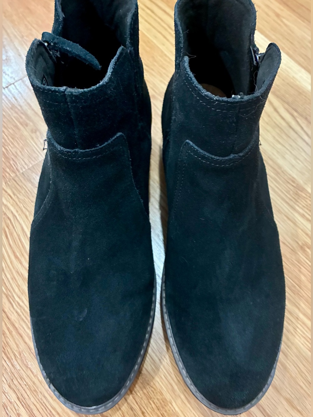 Clarks Women’s Suede Boots, Sz 9.5 Wide
